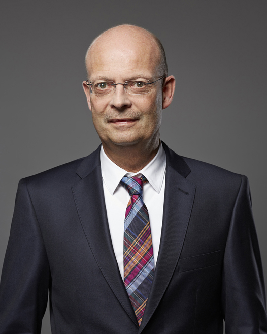 Dr. Bernd Wiegand